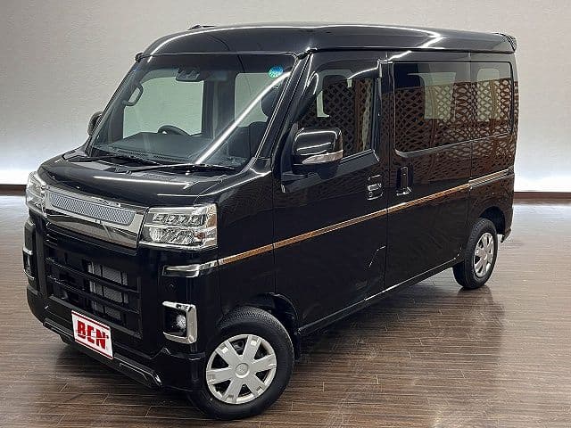 https://jema-auto-bucket.eu-central-1.linodeobjects.com/AunetImages/1785672261955-12765093_01.jpg