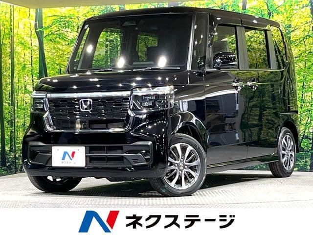 https://jema-auto-bucket.eu-central-1.linodeobjects.com/AunetImages/1785895454403-15567294_01.jpg