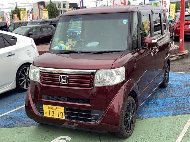 https://jema-auto-bucket.eu-central-1.linodeobjects.com/AunetImages/1785895732292-19365214_01.jpg