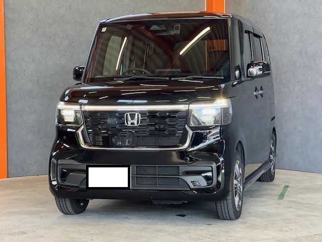 https://jema-auto-bucket.eu-central-1.linodeobjects.com/AunetImages/1786436441775-21365182_01.jpg