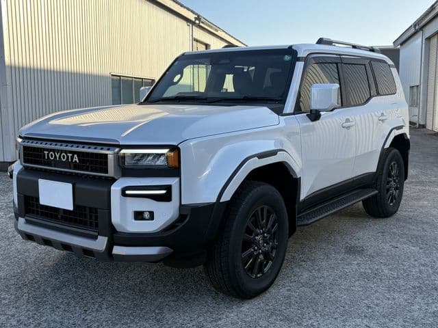 https://jema-auto-bucket.eu-central-1.linodeobjects.com/AunetImages/1786535572352-11780025_01.jpg