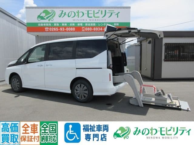 https://jema-auto-bucket.eu-central-1.linodeobjects.com/AunetImages/1786622092048-17662456_01.jpg