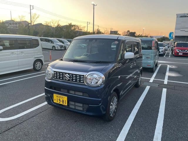 https://jema-auto-bucket.eu-central-1.linodeobjects.com/AunetImages/1786632473728-01250100_01.jpg