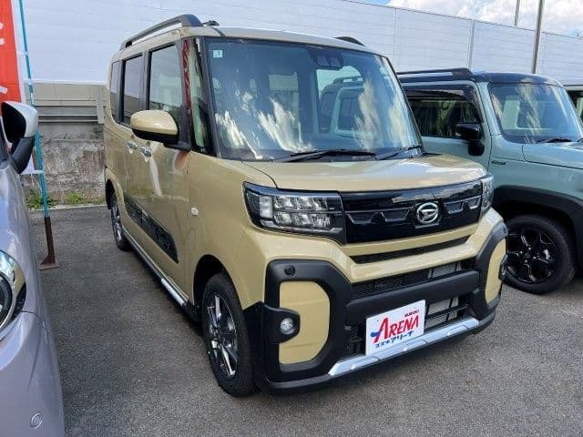 https://jema-auto-bucket.eu-central-1.linodeobjects.com/AunetImages/1786634136190-27550051_01.jpg