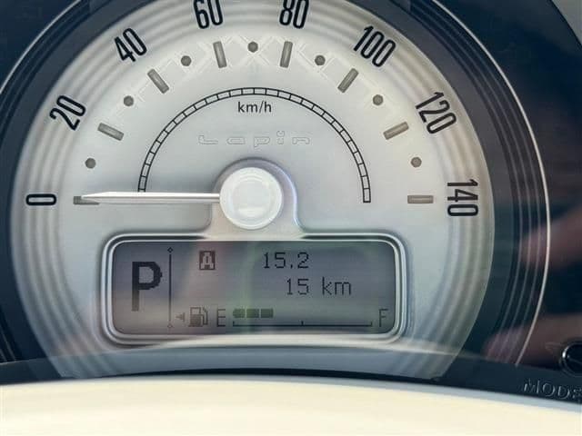 https://jema-auto-bucket.eu-central-1.linodeobjects.com/AunetImages/1786819373048-34066095_03.jpg