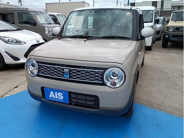 https://jema-auto-bucket.eu-central-1.linodeobjects.com/AunetImages/1786932023566-16050118_01.jpg