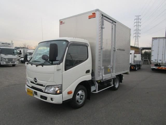 https://jema-auto-bucket.eu-central-1.linodeobjects.com/AunetImages/1787203328223-16865377_01.jpg