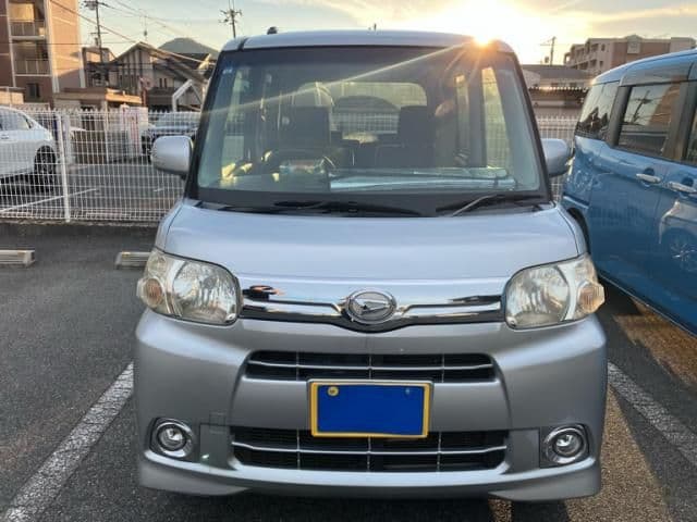 https://jema-auto-bucket.eu-central-1.linodeobjects.com/AunetImages/1787402031232-23466186_01.jpg