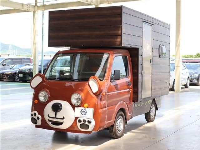 https://jema-auto-bucket.eu-central-1.linodeobjects.com/AunetImages/1787968739134-18765363_01.jpg
