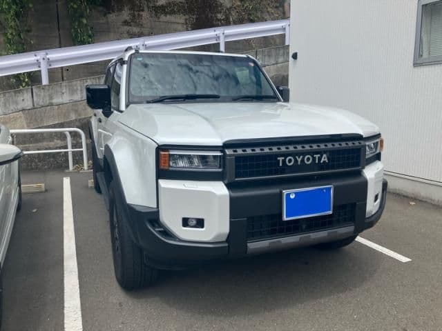 https://jema-auto-bucket.eu-central-1.linodeobjects.com/AunetImages/1788316699169-24565650_01.jpg
