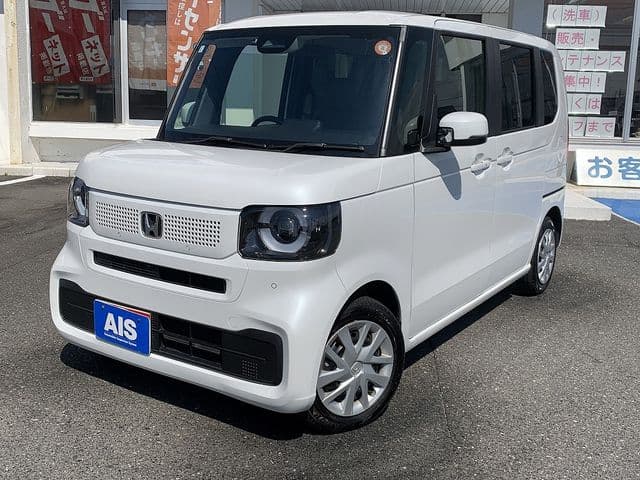https://jema-auto-bucket.eu-central-1.linodeobjects.com/AunetImages/1788768841731-24850257_01.jpg