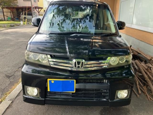 https://jema-auto-bucket.eu-central-1.linodeobjects.com/AunetImages/1789907681338-26365553_03.jpg