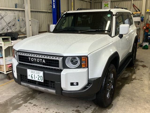 https://jema-auto-bucket.eu-central-1.linodeobjects.com/AunetImages/1790080939531-25930012_01.jpg
