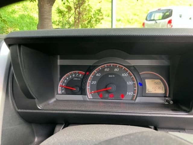 HONDA ZEST SPARK 4WD