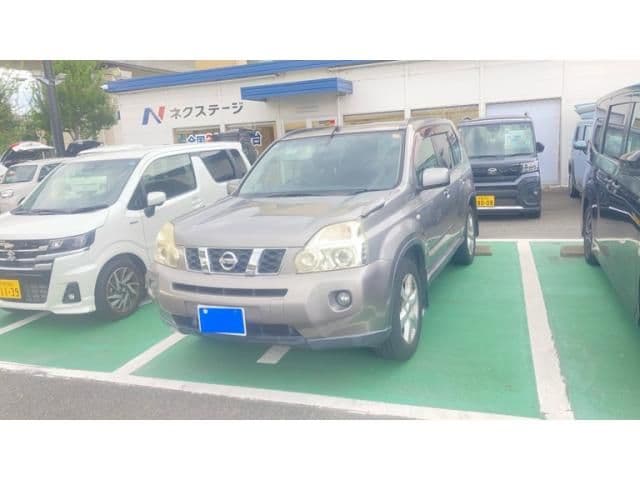 NISSAN X-TRAIL 4WD