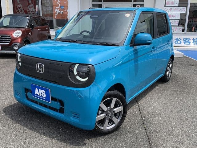 https://jema-auto-bucket.eu-central-1.linodeobjects.com/AunetImages/1790675766309-12650026_01.jpg
