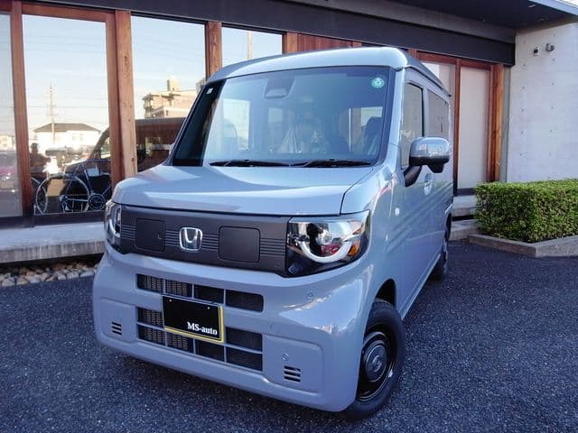 https://jema-auto-bucket.eu-central-1.linodeobjects.com/AunetImages/1790856472993-23920125_01.jpg