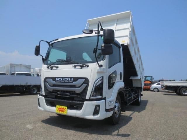 https://jema-auto-bucket.eu-central-1.linodeobjects.com/AunetImages/1791079065363-20365355_01.jpg