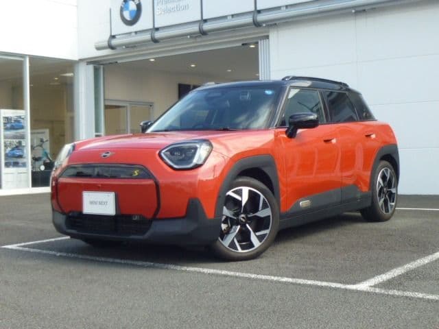 https://jema-auto-bucket.eu-central-1.linodeobjects.com/AunetImages/1791115050730-21761562_01.jpg