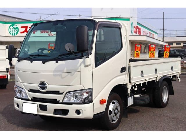 https://jema-auto-bucket.eu-central-1.linodeobjects.com/AunetImages/1791200979988-06150277_01.jpg