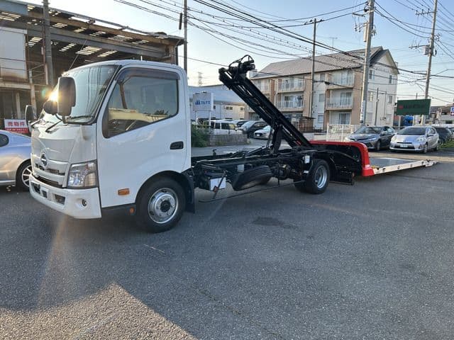 https://jema-auto-bucket.eu-central-1.linodeobjects.com/AunetImages/1791201585122-22166183_01.jpg
