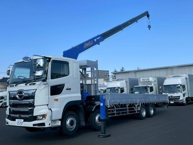 https://jema-auto-bucket.eu-central-1.linodeobjects.com/AunetImages/1791251377694-07365658_01.jpg