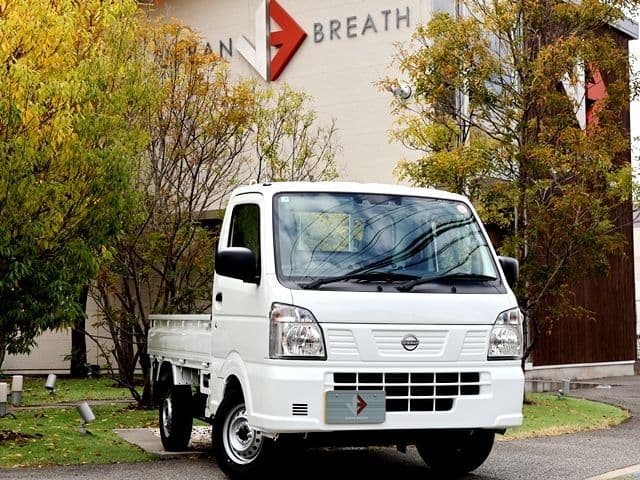https://jema-auto-bucket.eu-central-1.linodeobjects.com/AunetImages/1791287399359-09220092_01.jpg