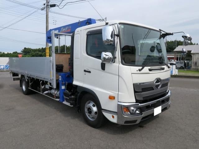 https://jema-auto-bucket.eu-central-1.linodeobjects.com/AunetImages/1791289401054-27965033_01.jpg