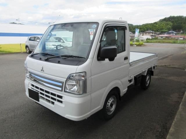 https://jema-auto-bucket.eu-central-1.linodeobjects.com/AunetImages/1791289864431-24865834_01.jpg
