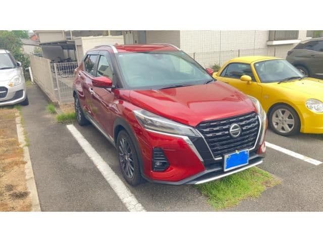 NISSAN KICKS