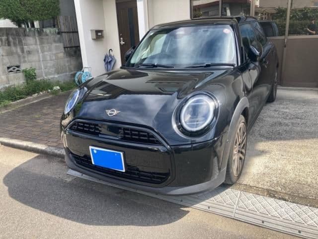 https://jema-auto-bucket.eu-central-1.linodeobjects.com/AunetImages/1791686253382-26965497_01.jpg
