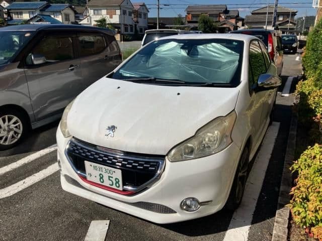 PEUGEOT PEUGEOT 208