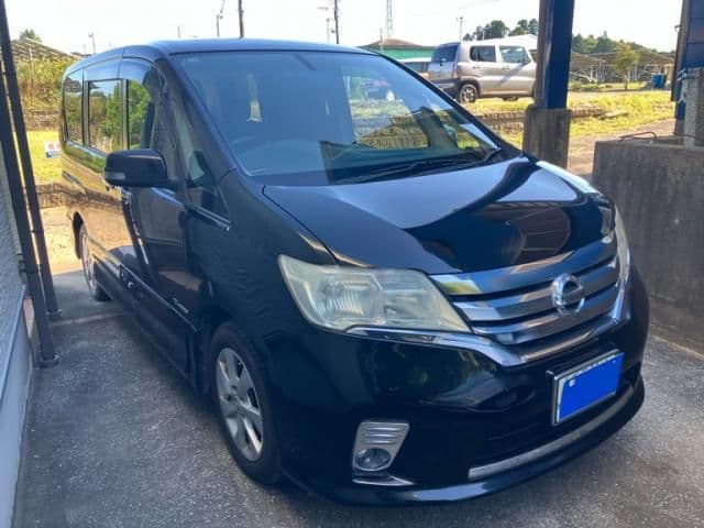 NISSAN SERENA  S-HYBRID