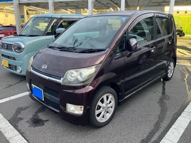 DAIHATSU MOVE CUSTOM
