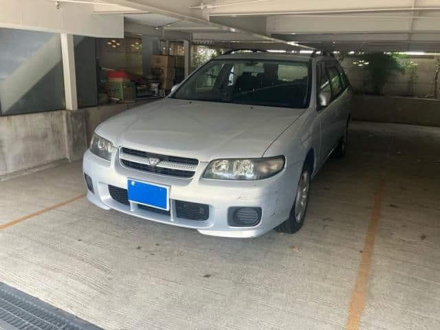 NISSAN AVENIR wagon