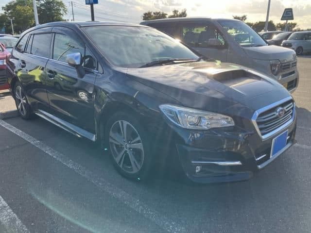 SUBARU レヴォーグ