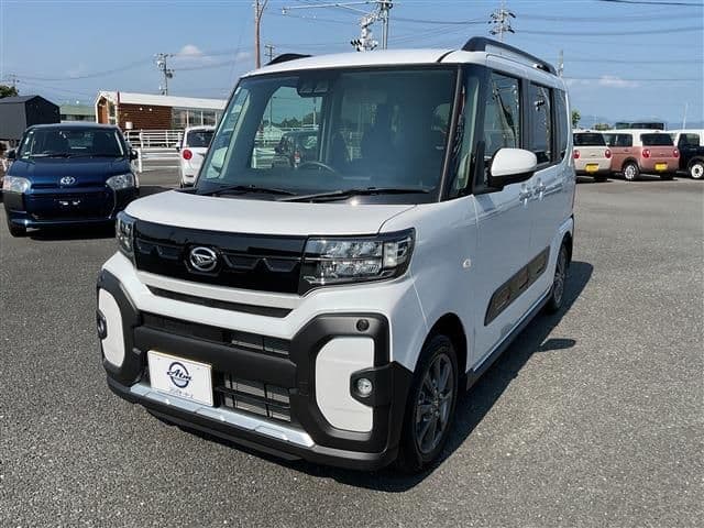 https://jema-auto-bucket.eu-central-1.linodeobjects.com/AunetImages/1792808035141-21165759_01.jpg