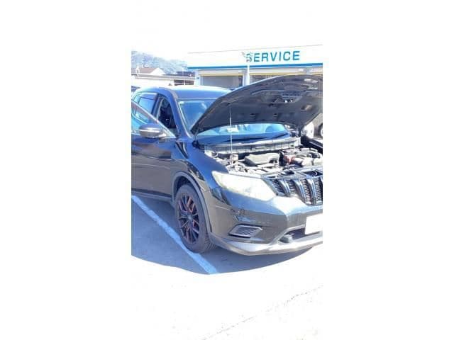 NISSAN X-TRAIL 4WD