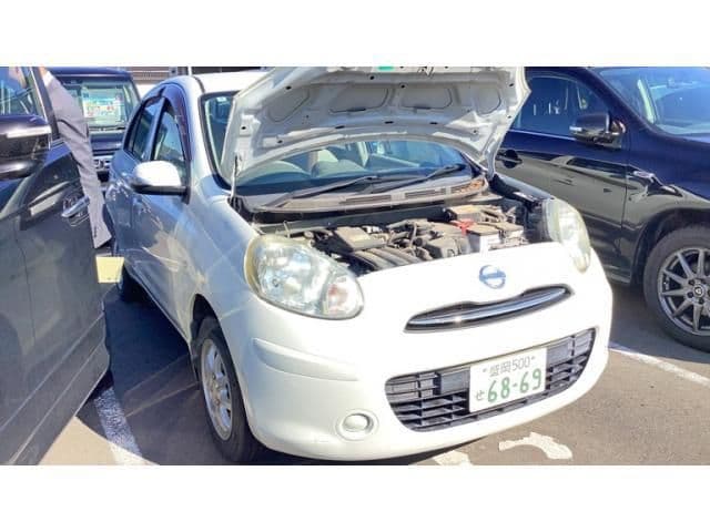 NISSAN MARCH  4WD