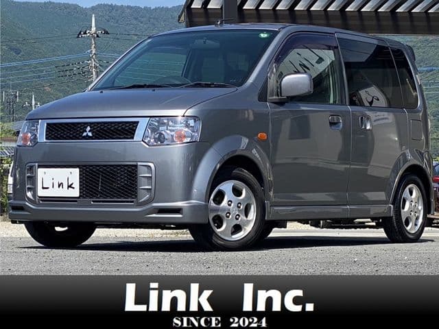 https://jema-auto-bucket.eu-central-1.linodeobjects.com/AunetImages/1786625992330-23480003_01.jpg