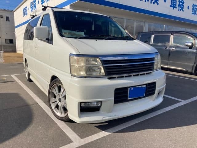 https://jema-auto-bucket.eu-central-1.linodeobjects.com/AunetImages/1786634702976-00665976_01.jpg