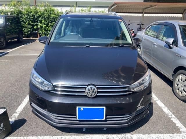VOLKSWAGEN VOLKSWAGEN GOLF TOURAN