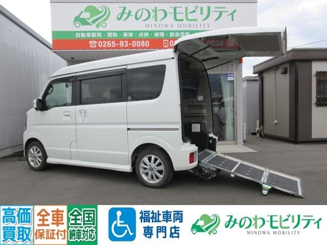 https://jema-auto-bucket.eu-central-1.linodeobjects.com/AunetImages/1790906213111-20961327_01.jpg