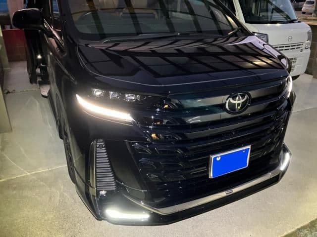 TOYOTA VELLFIRE HYBRID