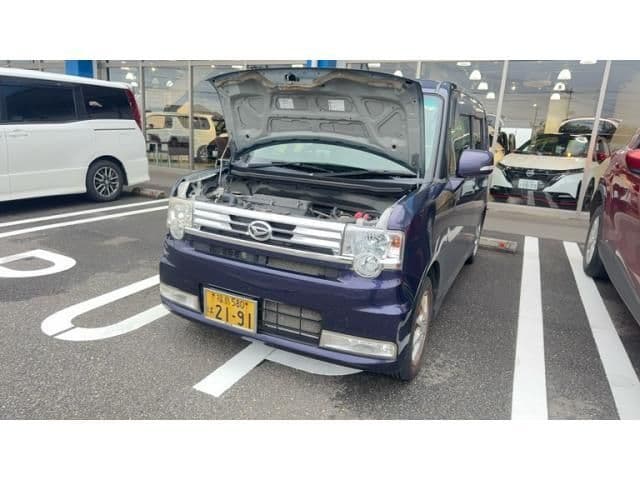 DAIHATSU MOVE CONTE CUSTOM 4WD